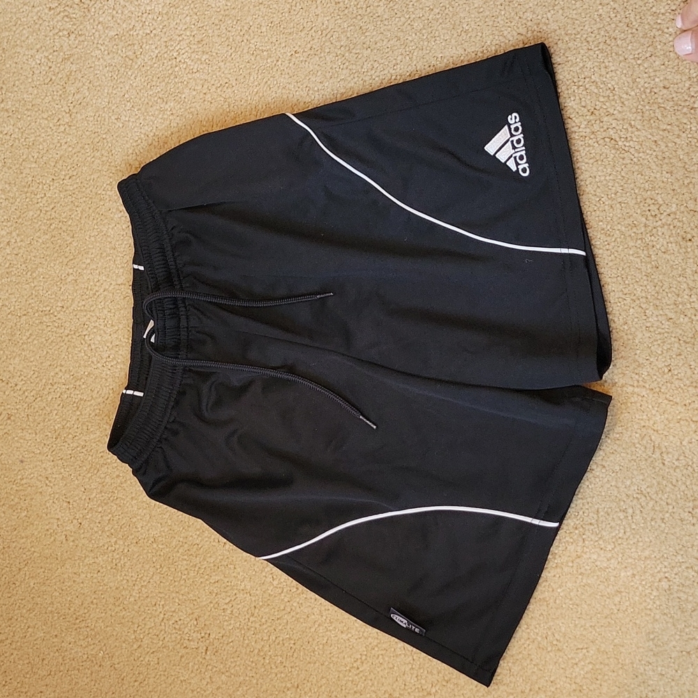 adidas climalite black sports shorts boys sz med. Clima365